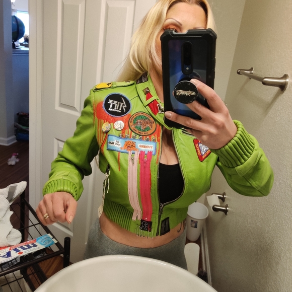 Leather 100% real. Jacket 😍😍😍 - Picture 1 of 8